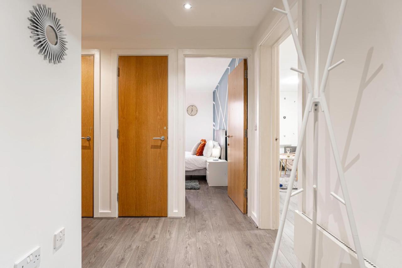 Jkg Property Solutions Presents Cosy City Apartment Coventry Exterior foto